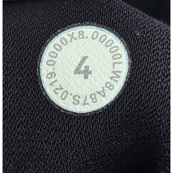 Women's - Lululemon On the Fly Black Athletic Skirt, Size 4 - Picture 6 of 9